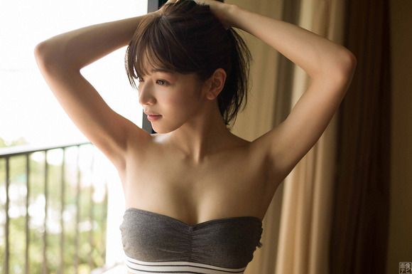 180706傳谷英里香のエロ画像018