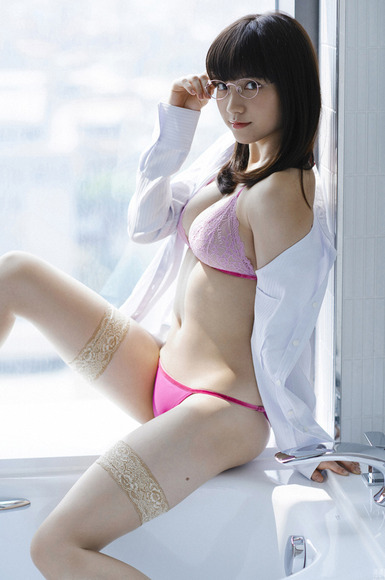 190714桃月なしこのエロ画像009