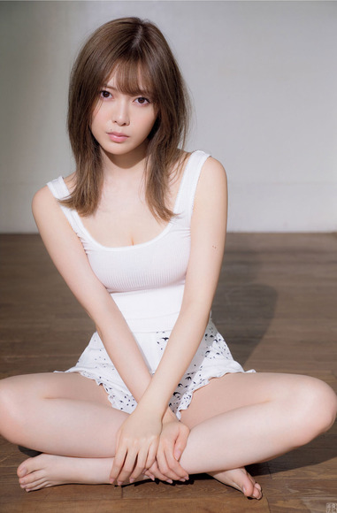 2018年最後の白石麻衣の画像009