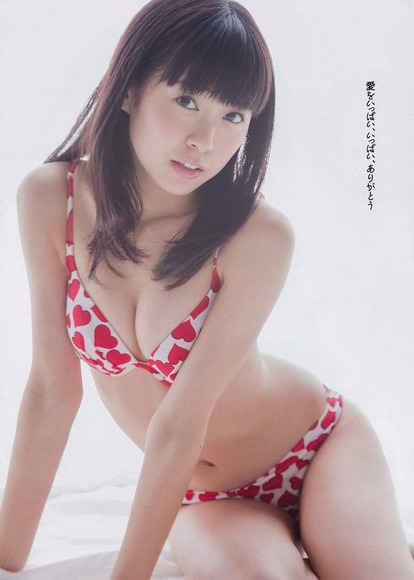 渡辺美優紀のグラビア画像041