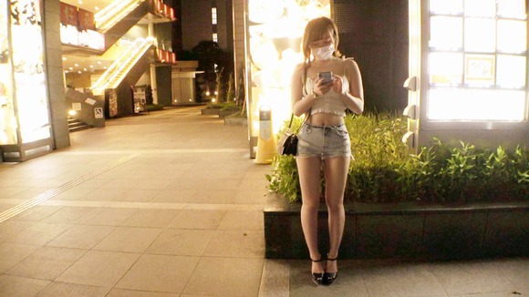 脱毛サロン勤務の２４歳ギャルがAV応募。奥で感じまくりよがり狂う贅沢ボディー 5