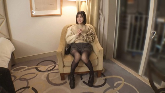 彼氏に浮気され捨てられた…超可愛い２１歳ウェイトレスをナンパ、即ホ。乳首責めだけで何度も絶頂しちゃう敏感ボディ。マ●コもトロトロに 4