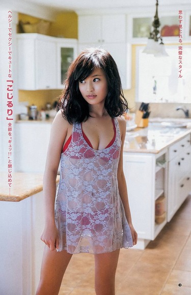 小島瑠璃子021
