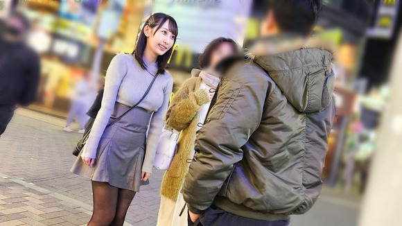 巨乳の２２歳マルチ勧誘美女をラブホに連れ込んでチ●ポで成敗。部屋に入ると睨みながらフェラ、不本意手コキ…パンストを破って挿入 22