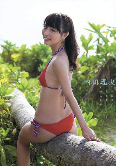 内田理央の画像025