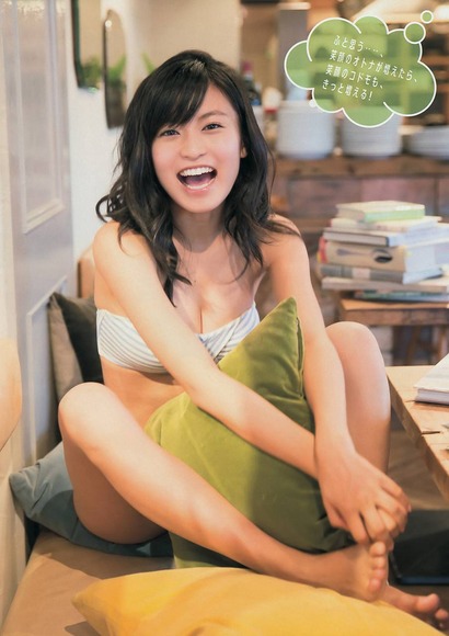 小島瑠璃子015
