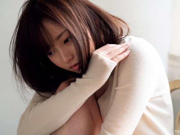 190514今泉佑唯のエロ画像005