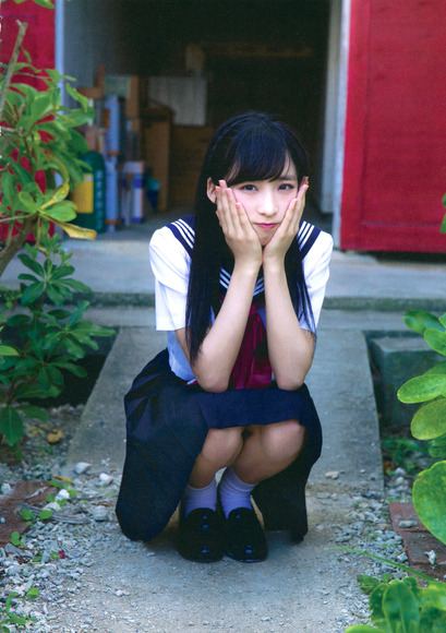 小栗有以のグラビア画像001