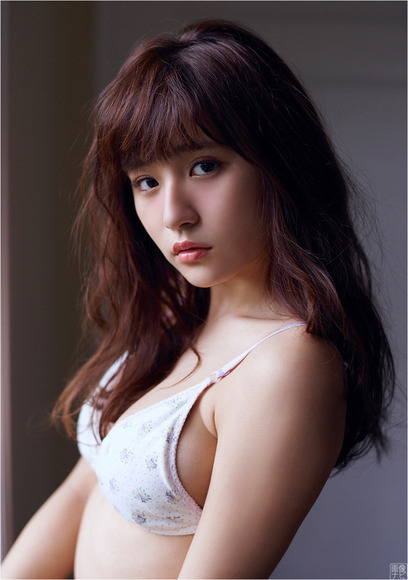 190422浅川梨奈のエロ画像011