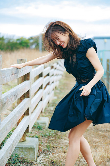 200601松本まりかのグラビア画像014