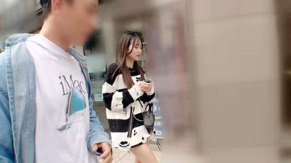 クールでサバサバ系な２１歳服飾学生。脱ぐとEカップの超美乳…デカ●ンにハメられ抗えずに喘ぎ声が漏れる
