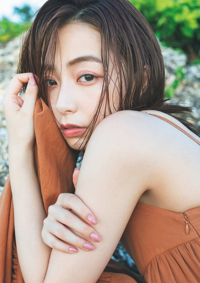 221228宇垣美里003
