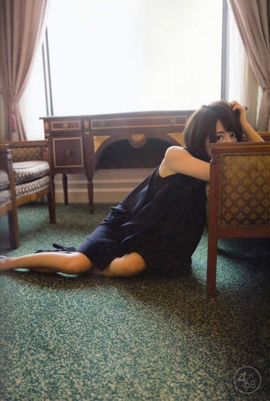 橋本奈々未の美脚画像009