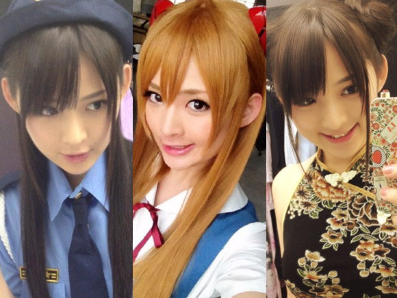 鈴木咲の自撮り写真（コスプレ）