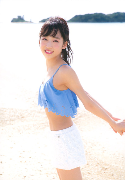 小栗有以のグラビア画像004