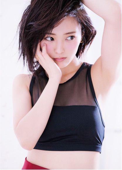161127山本彩のanan掲載グラビア005