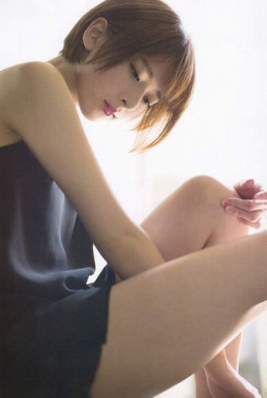 2016年8月28日追加 橋本奈々未の生脚画像010