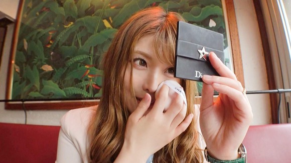 Gカップの人妻イ●スタ美女をDMでナンパ。カフェからホテルへ… 8