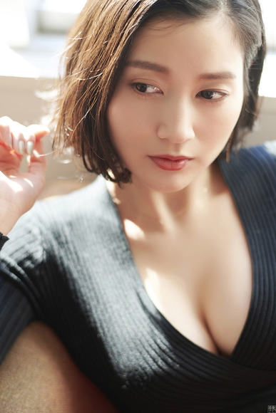 210914出口亜梨沙003