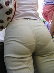 img023