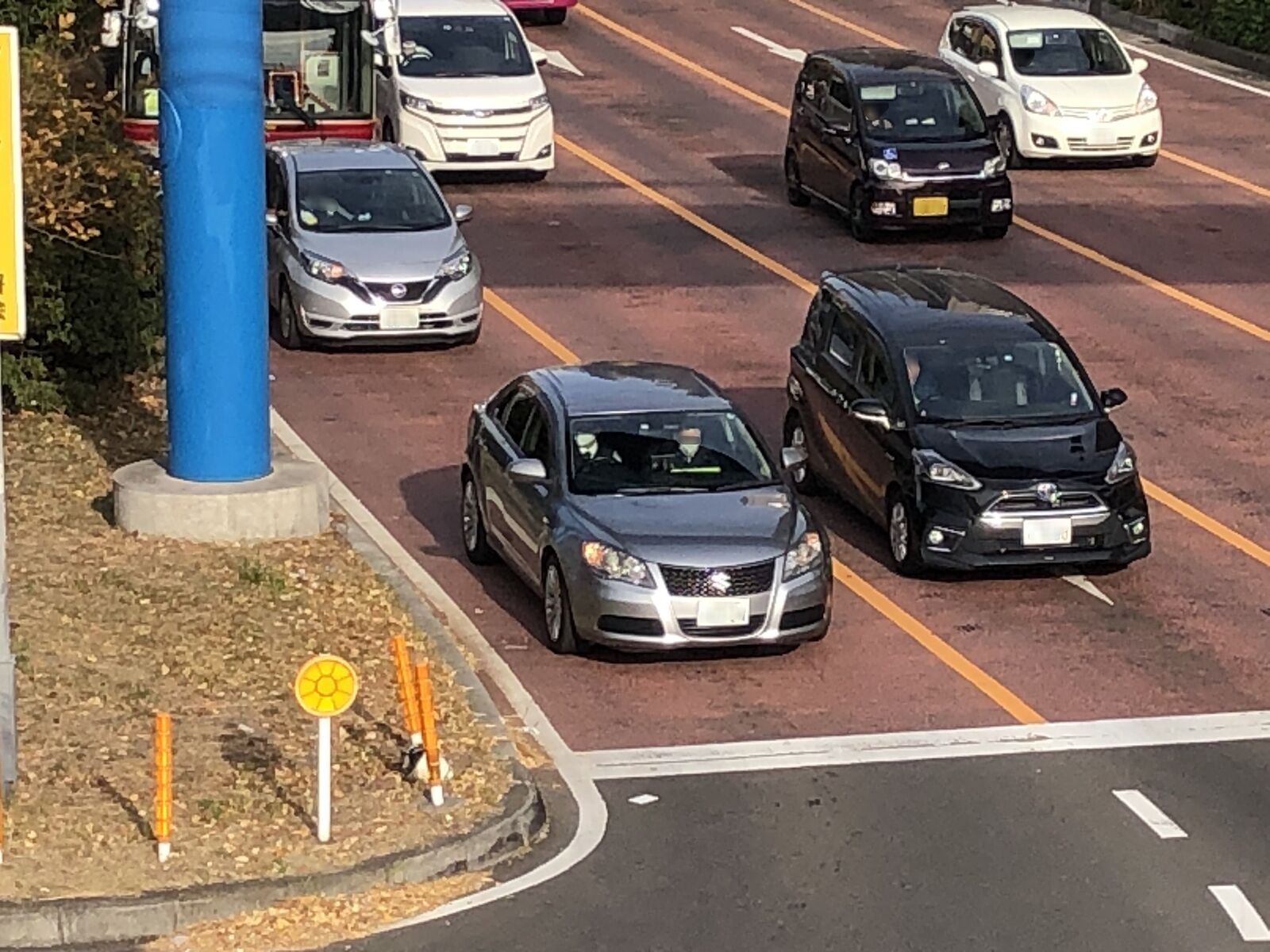 神奈川県警 捜査車両 機動捜査隊 Miu アシ スズキ キザシ 神奈川県警のパトカー