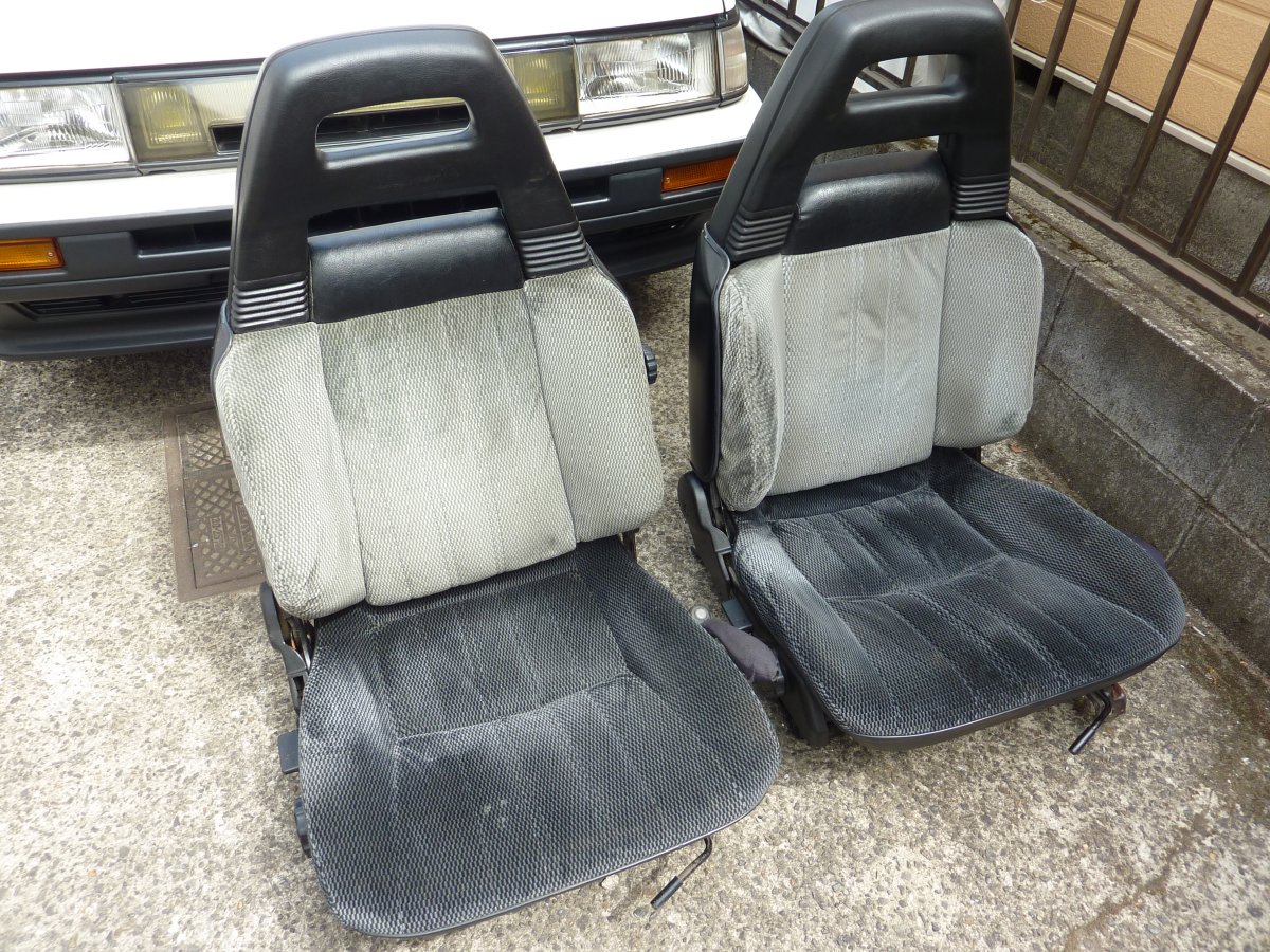 ブランドおしゃれ AE86リア純正シート - htii.edu.kz