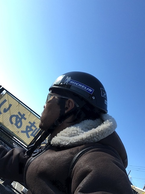 52919DB2-86F8-4444-AFA4-06B82DCBFABC