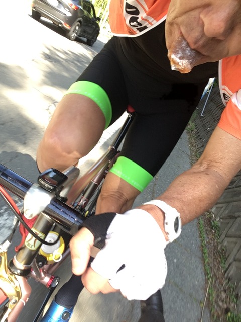 56AAE890-8807-408D-A237-66CCA9A2084A