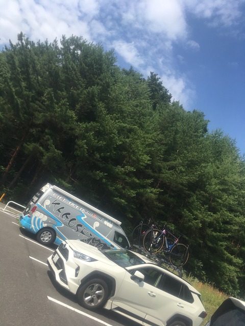 D7BBABC6-8575-4062-9714-BDDC8CB87FC0