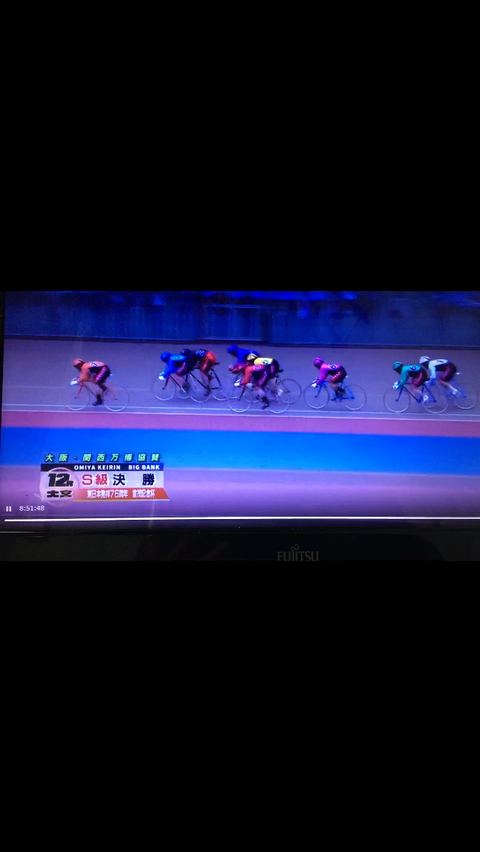 0677EA48-8731-41F5-9FBD-84FDE974BD1C