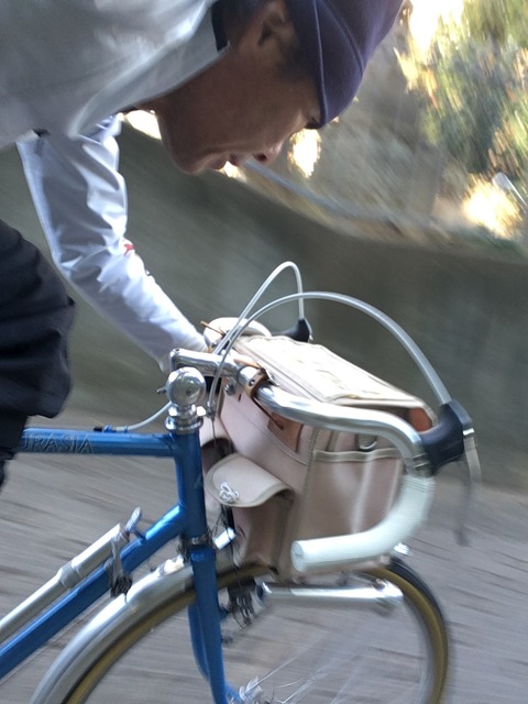 8E0994F2-7E5B-4344-B7BC-CD30136BBE85