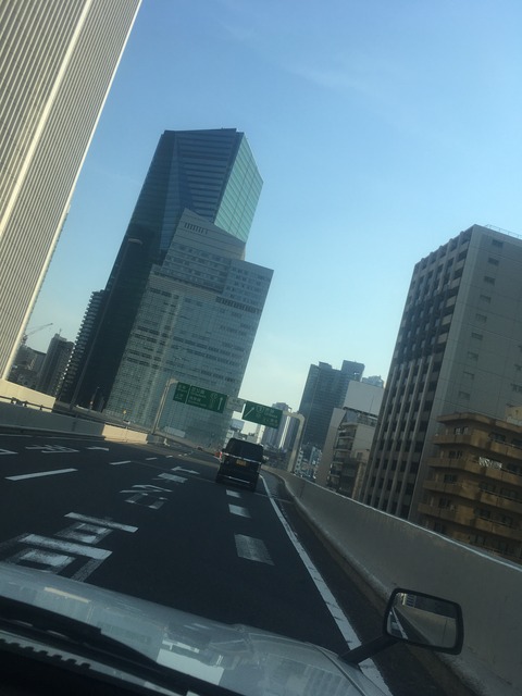 6563E210-529D-4600-A458-88707B994EEB