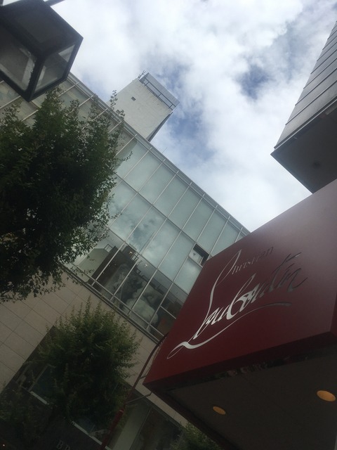 6AE63AEF-7CF4-4C9C-86E5-18978DE7C2BA