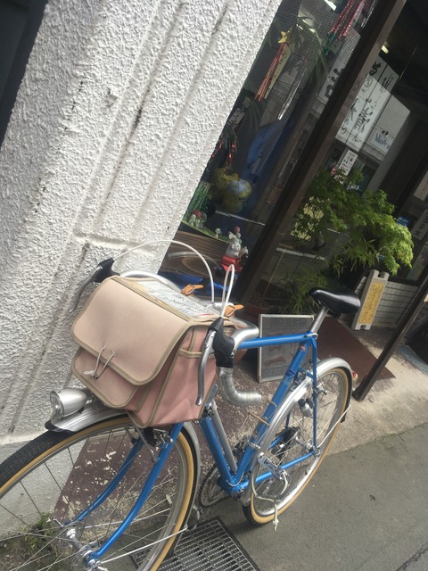 8520F732-37A4-45A4-8447-9353E59FC9B0