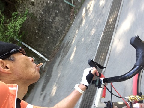 B0AA275F-F18B-486C-BC2D-80E2E2DCFB4A