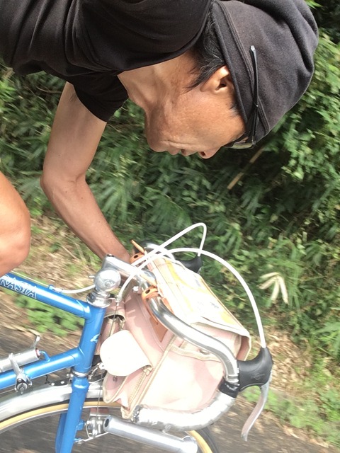 816F2F46-73F4-44B0-BAA1-86FCDF68F71F