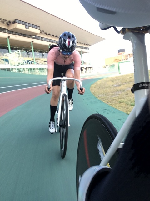 76BF6FC6-EE84-42CC-9EEC-1AE04F166CD3