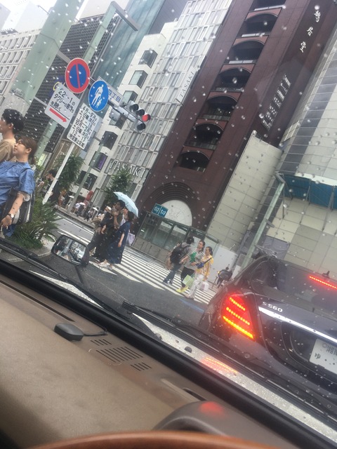 1E8688DC-AD82-4FB4-9043-C016ACA12F13