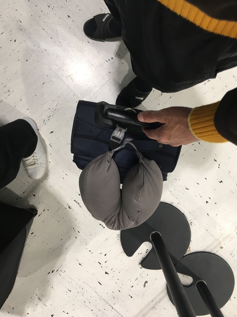 F03AE568-5C51-4CFB-B9BF-3F9F80B54FF0