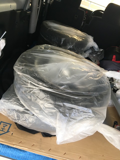 F6FA10FF-CDB0-4A12-A4F1-0C6C135F0DF8