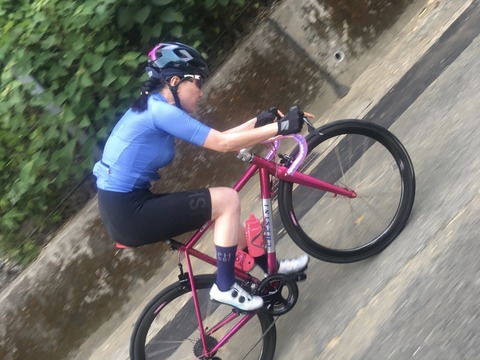 AE5CB61B-B0E1-4BA0-864A-8F662DE9EE4E