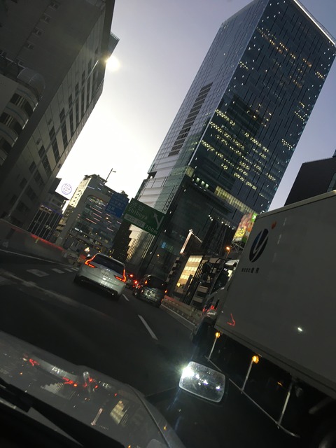 AA7E71F4-61C2-4D81-9805-C0C115AEA4C9