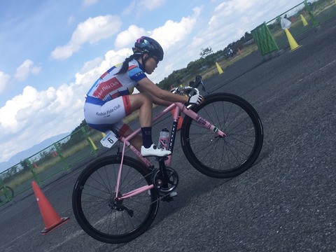 3556D09F-57E2-4ED5-A217-95538588A0C6