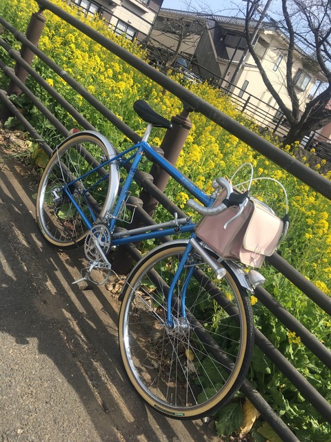 5BAADFC0-6E2D-4518-9D41-7599E7A159BD