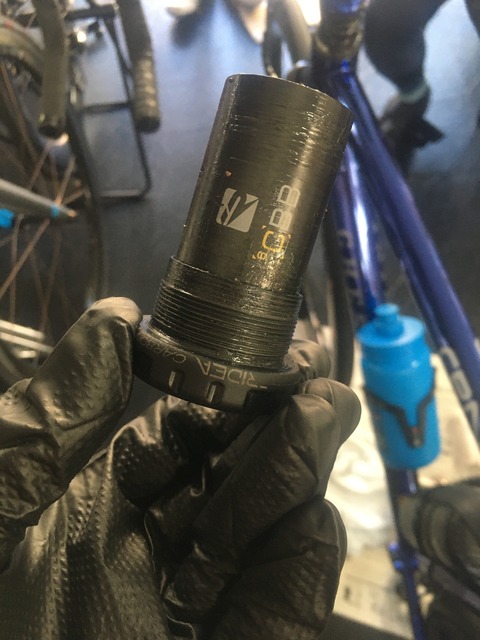 886ADBDD-955E-4BB1-AF45-086BACE3F034