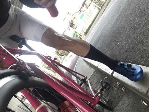 E79BF5F0-3F0A-4FC2-9053-56D30BC7DD48