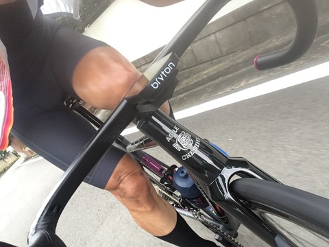 92252E10-AD1D-482C-BC49-A03D1DE3A8D5