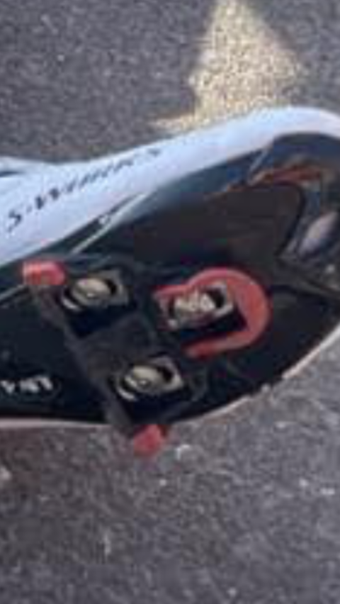 AE611830-DA63-4B1B-AC63-8D6F9582CF92