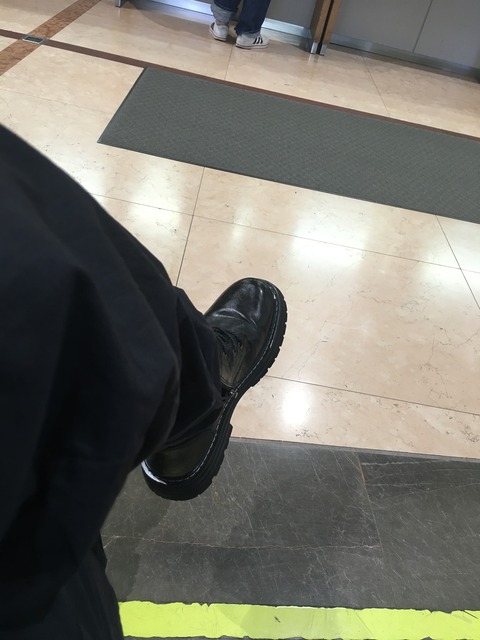 41AF86BF-D01C-47BE-9F41-40BC61212223