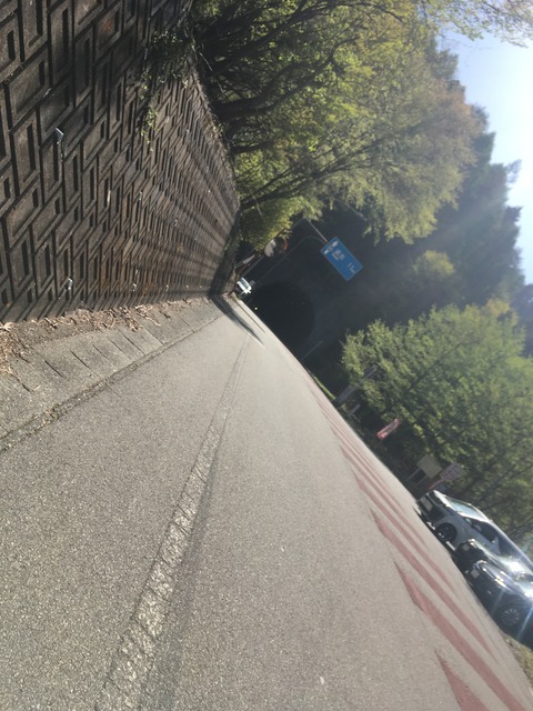 E359F2DF-3964-429C-9AA7-1B9FFA45BC85